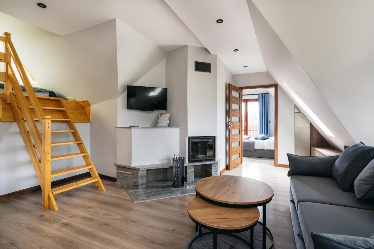 Apartamenty Domino - コシチェリスコ エクステリア 写真